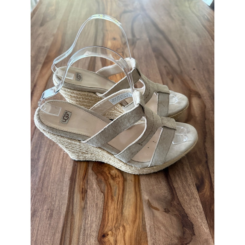 UGG‎ Lucianna Marrakesh Cream Suede Espadrille Wedge Sandals 1000404 Womens 9